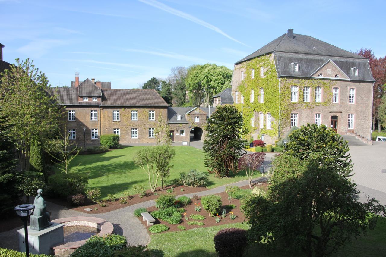 Haus Overbach Юліх Екстер'єр фото